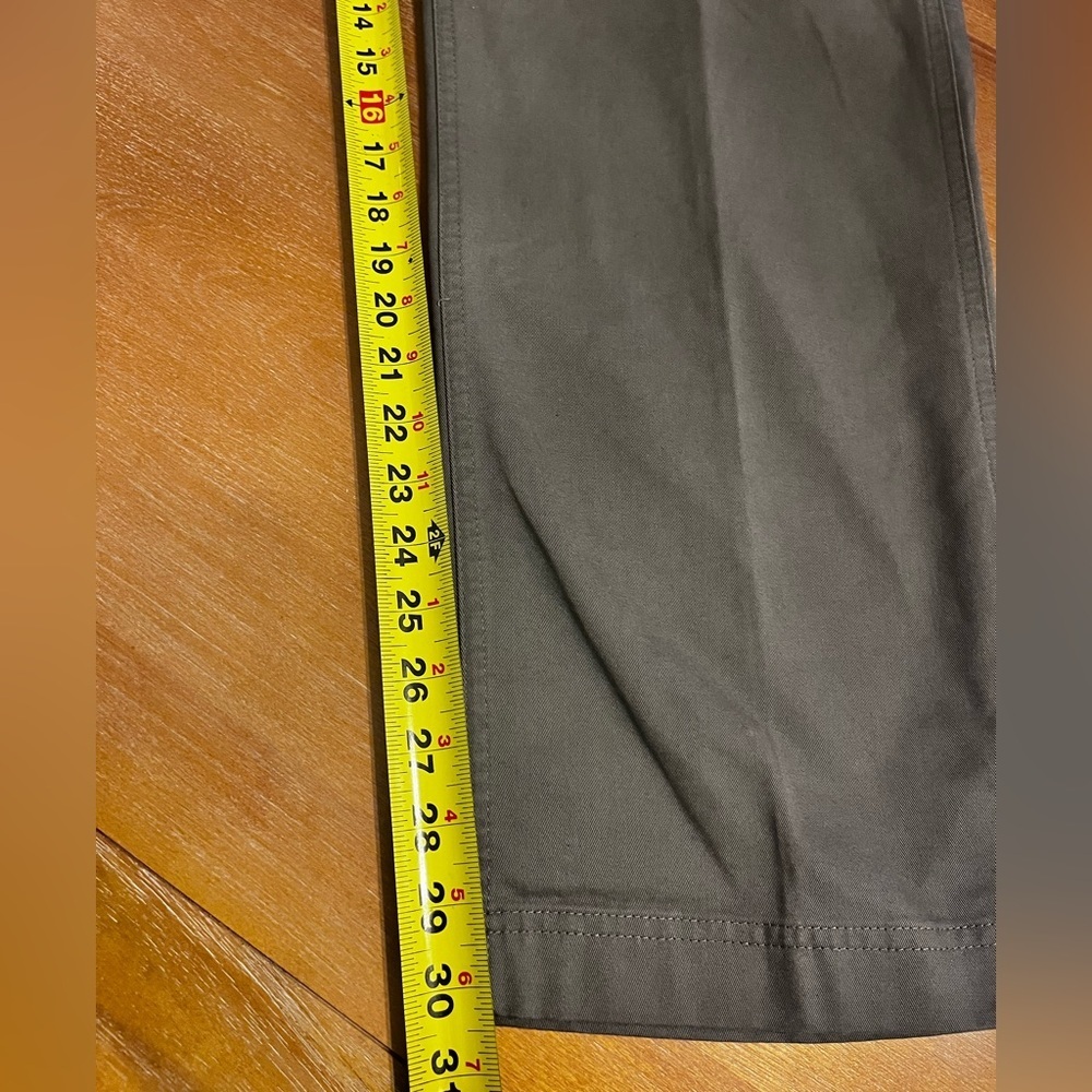 Roundtree & Yorke Cargo Pants Mens 38x32 Grey  Core Comfort Waistband Casual NEW - Picture 12 of 13